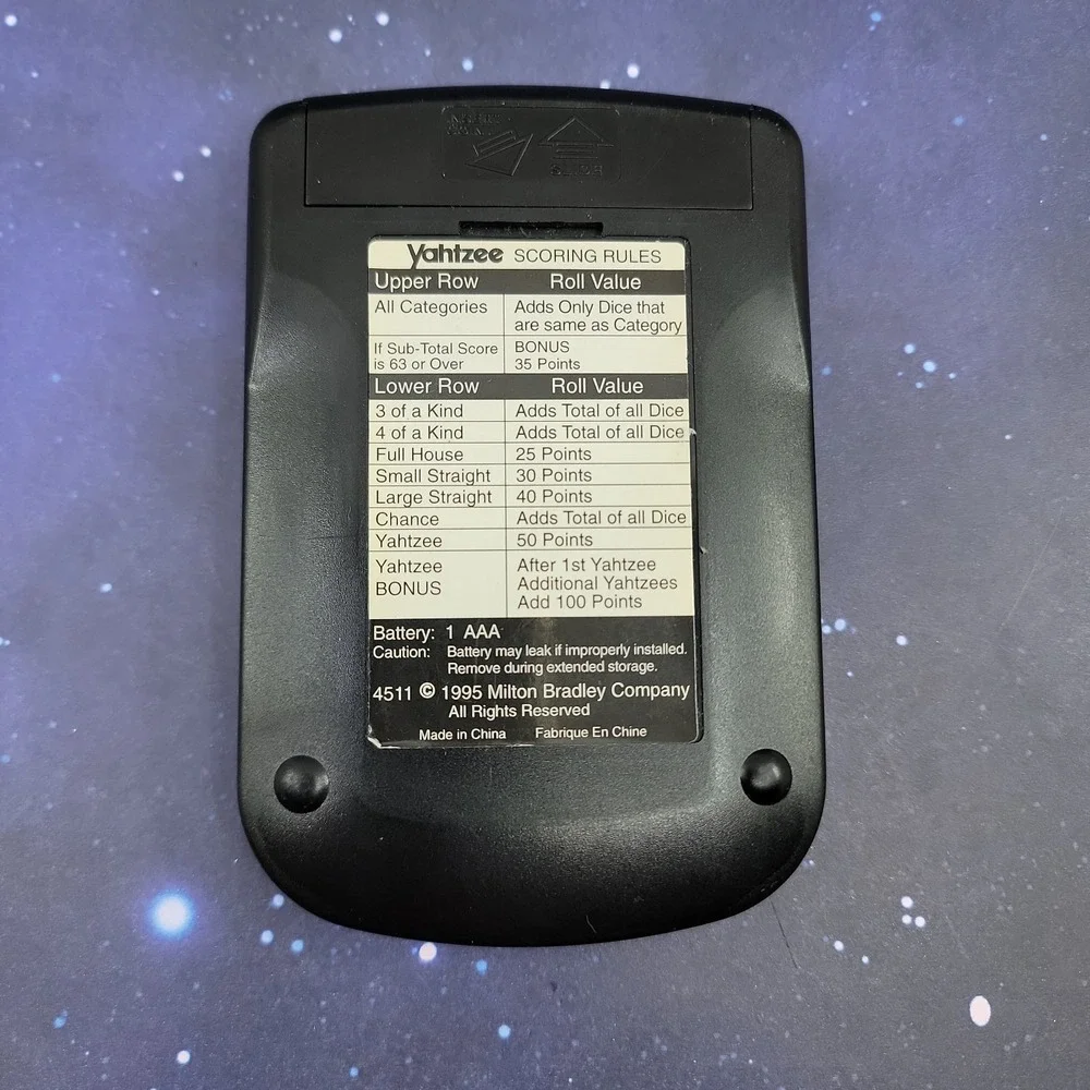 Yahtzee Electronic Handheld Game 1995 Black MB Milton Bradley 4511 TESTED